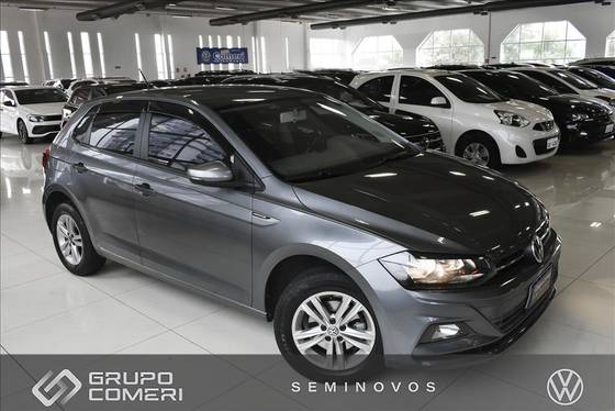 VOLKSWAGEN POLO 1.0 200 TSI COMFORTLINE AUTOMÁTICO
